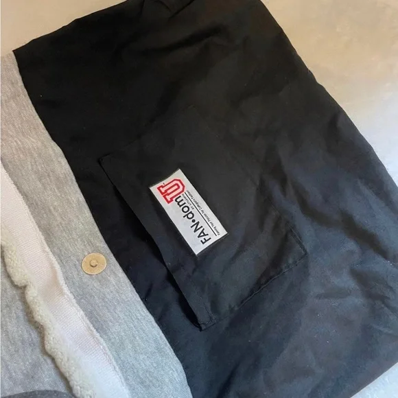 Nebraska Huskers Hoodie Purse - Picture 4 of 4